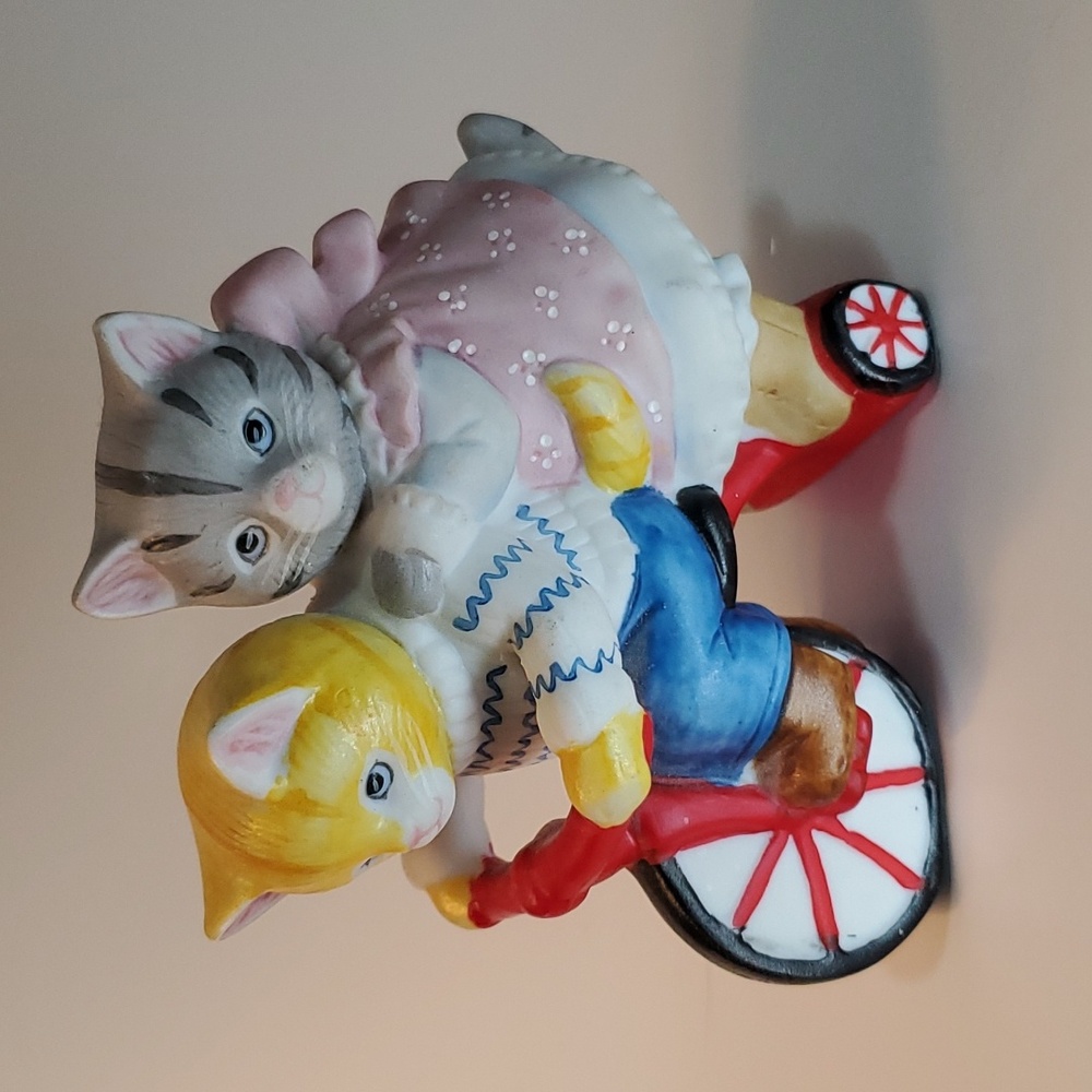 Cute Retro Schmid JP Buster Kitty Cucumber Cats Riding Bike Animals Figurine